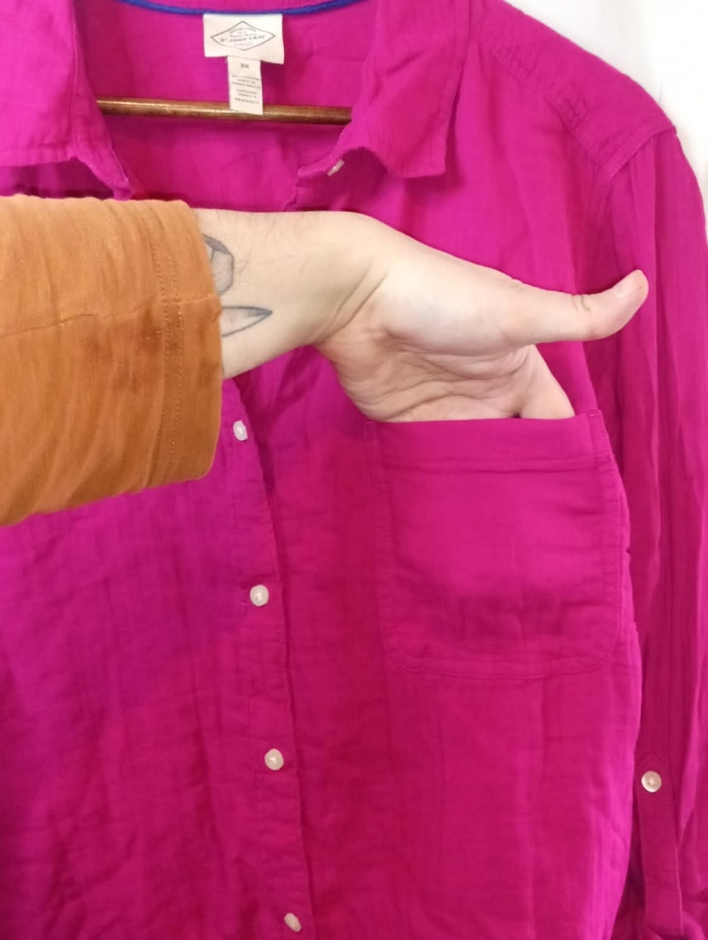St. John's Bay 2X Bold Fuchsia Button Shirt Pocket Office Casual Vibrant Plus - Picture 3 of 6